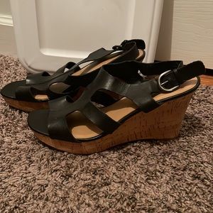 👠 Franco Sarto Wedges